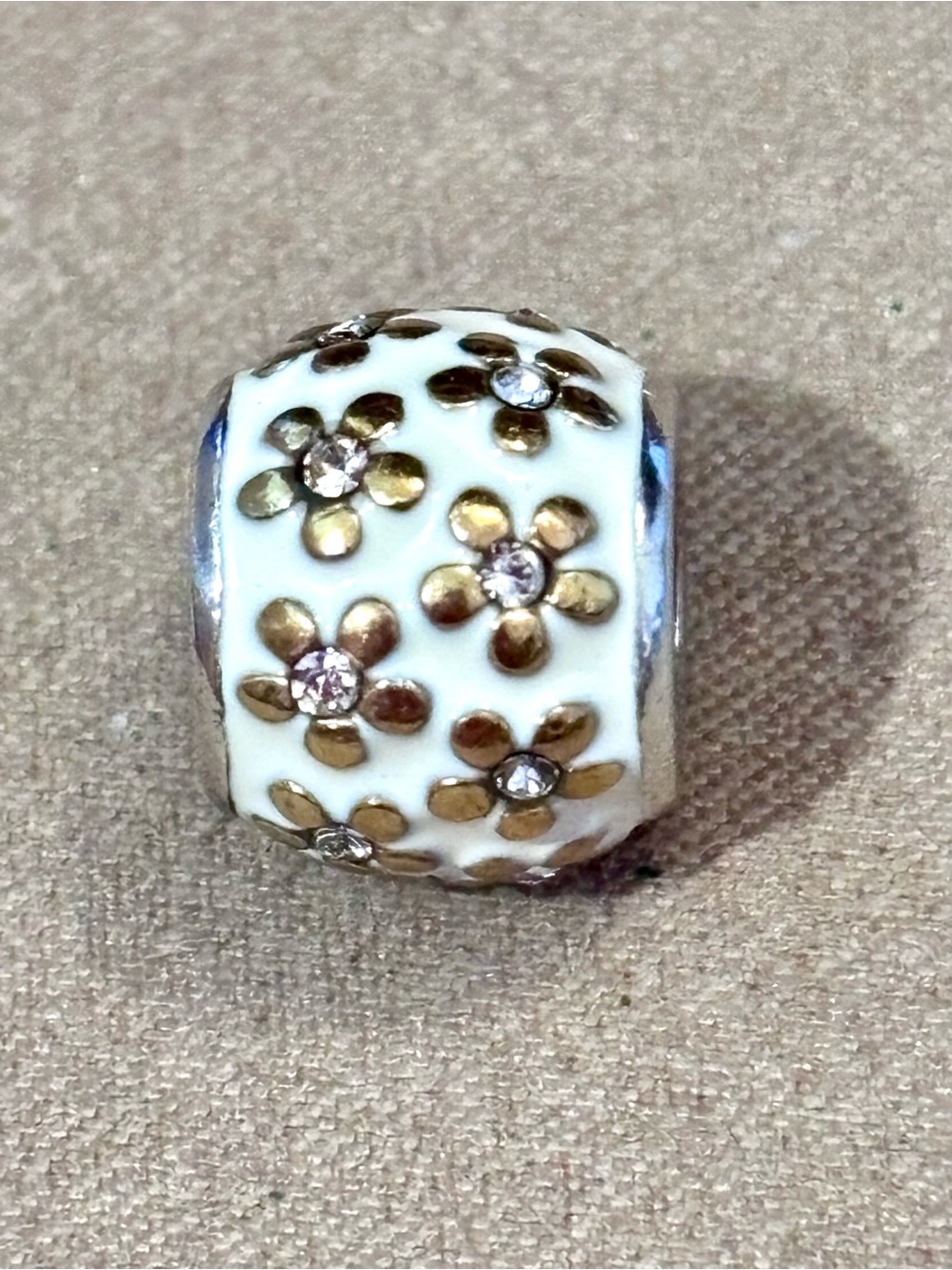 🆕Listing! Brighton white enameled bead with gold mini-flowers